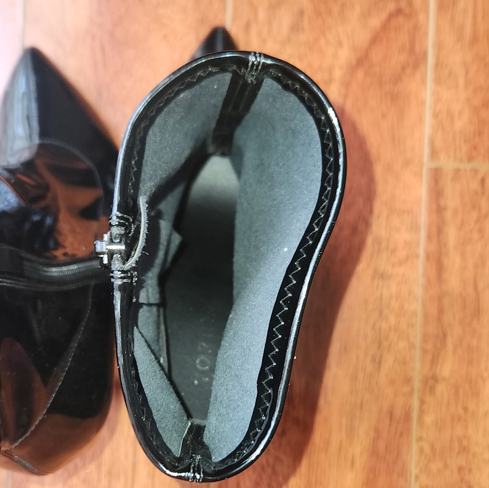 Stretch Pointed Toe Heel Bootie - image 4